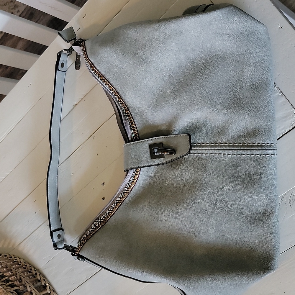 HANDBAG